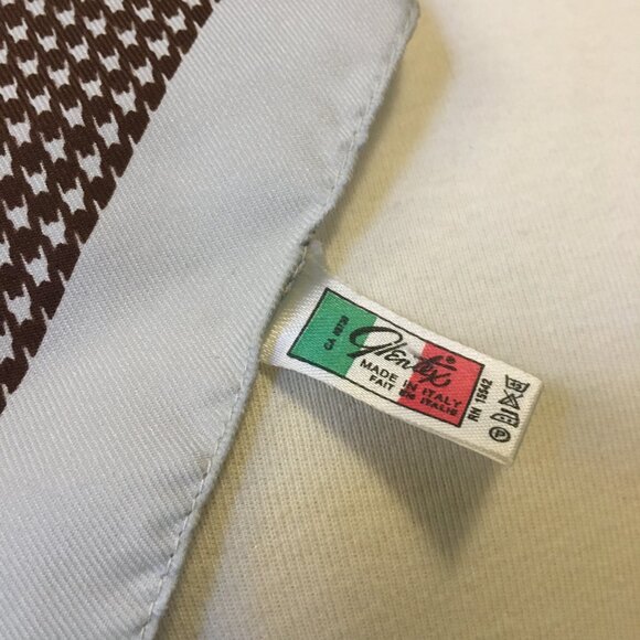 Vintage Glentex Ice and Espresso Puppytooth Square Handkerchief Scarf - Picture 10 of 13